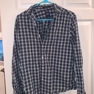 A Fitted Gap Flannel T-shirt